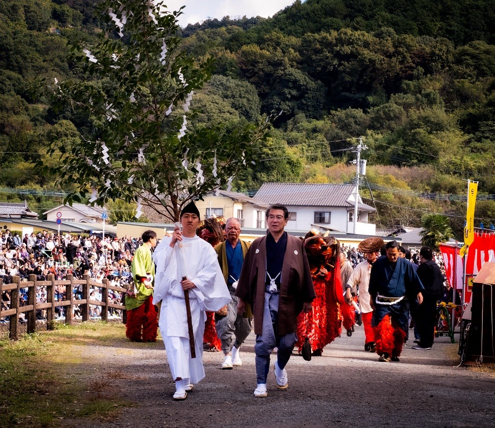 部門賞（神幸行列）「歓声やまず」